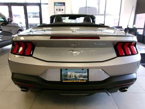 Certified 2025 Ford Mustang Premium RWD image 4