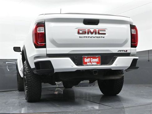 Used 2026 GMC Canyon AT4 AWD/4WD image 32
