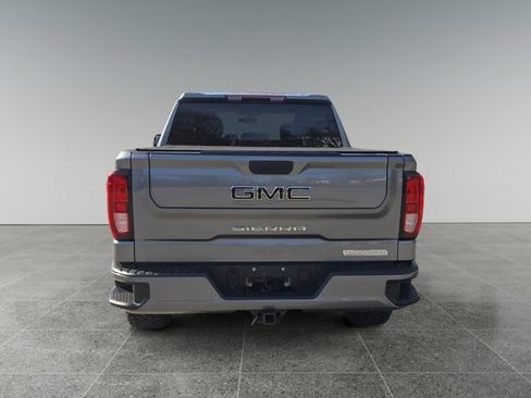 Used 2021 GMC Sierra 1500 Elevation w/ LPO, Elevation Black Package AWD/4WD image 4