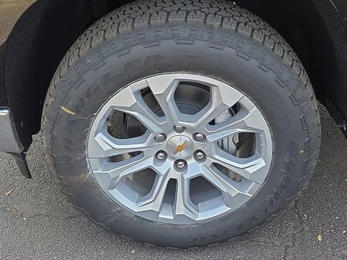 New 2026 Chevrolet Silverado 1500 LTZ w/ Z71 Off-Road Package image 6