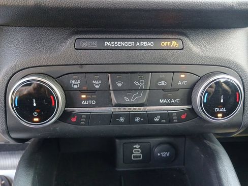 Used 2025 Ford Escape ST-Line Select AWD/4WD image 23
