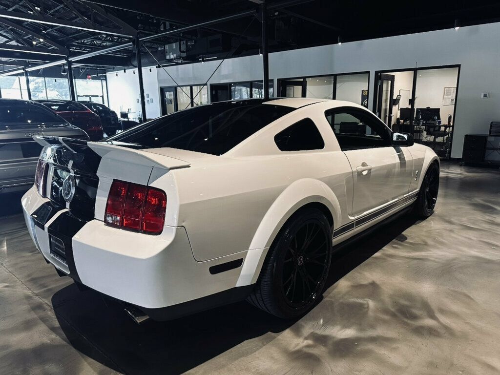 Used 2007 Ford Mustang Shelby GT500 RWD image 5