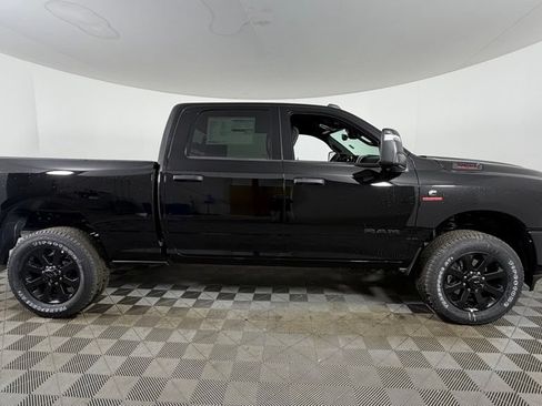 New 2026 RAM 2500 Big Horn AWD/4WD image 8