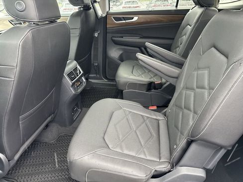 New 2026 Volkswagen Atlas SE AWD/4WD image 28