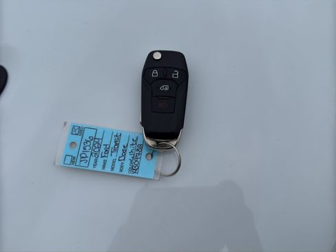 Used 2024 Ford Transit 250 148 High Roof RWD image 12