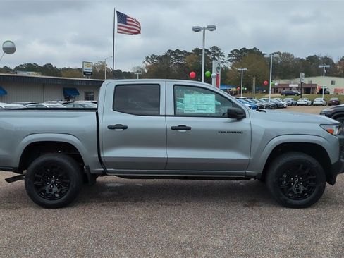 New 2026 Chevrolet Colorado W/T w/ WT Custom Package image 4