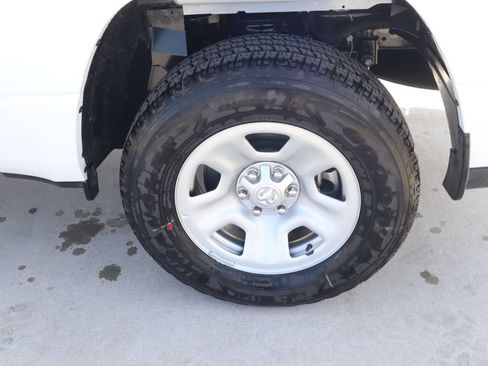New 2026 RAM 1500 Tradesman AWD/4WD image 17
