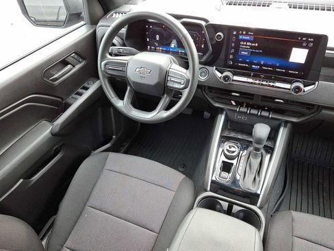 Used 2024 Chevrolet Colorado Trail Boss image 10