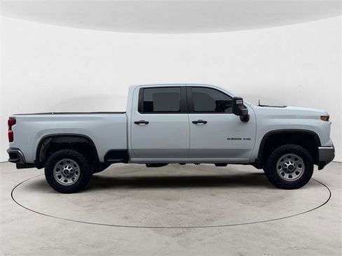 Used 2024 Chevrolet Silverado 2500 W/T w/ WT Convenience Package image 6