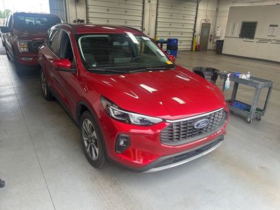 Used 2025 Ford Escape Platinum w/ Class II Trailer Tow Package
