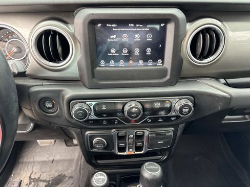 Used 2021 Jeep Gladiator Overland w/ Safety Group image 22