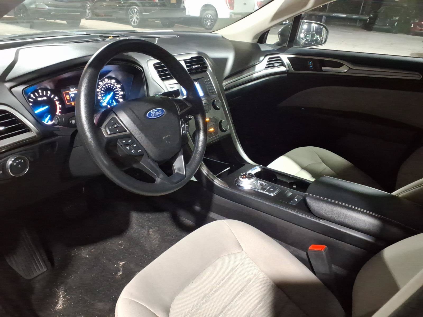 Used 2020 Ford Fusion S FWD image 10