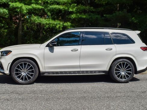 Used 2020 Mercedes-Benz GLS 580 4MATIC image 3