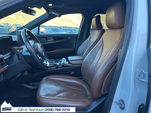 Used 2021 Lincoln Nautilus Reserve image 16