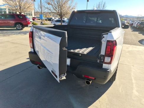 Certified 2025 Honda Ridgeline TrailSport image 13