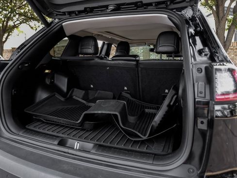 Used 2021 Jeep Cherokee Limited w/ Mopar Interior Package image 63