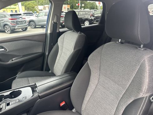 Used 2023 Nissan Rogue SV FWD image 20