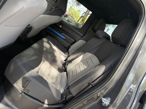 Used 2025 Toyota Tacoma TRD Off-Road image 21