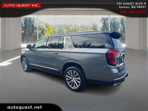 Used 2021 GMC Yukon XL Denali w/ Denali Premium Package AWD/4WD image 7