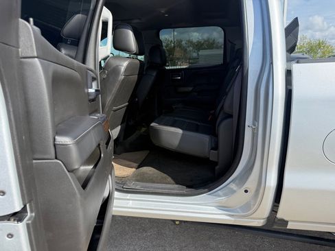 Used 2017 GMC Sierra 2500 Denali w/ Duramax Plus Package image 8