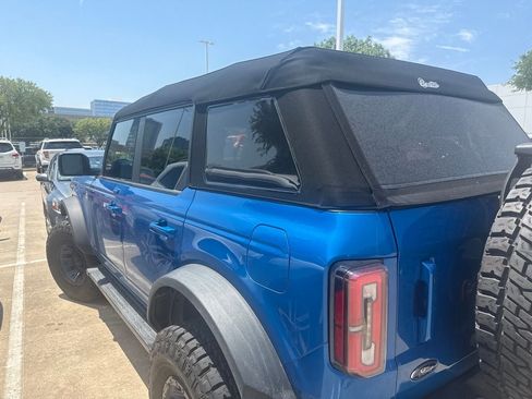 Used 2023 Ford Bronco Outer Banks w/ Sasquatch Package AWD/4WD image 2