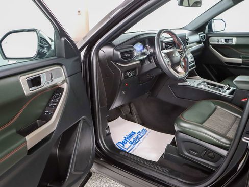 Used 2023 Ford Explorer Timberline w/ Timberline Technology Package AWD/4WD image 3