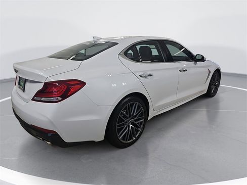 Used 2019 Genesis G70 2.0T Advanced image 3