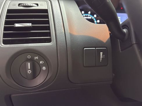 Used 2019 Ford Flex SE image 18