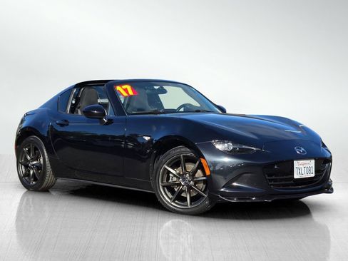 Used 2017 MAZDA MX-5 Miata RF Club RWD image 2