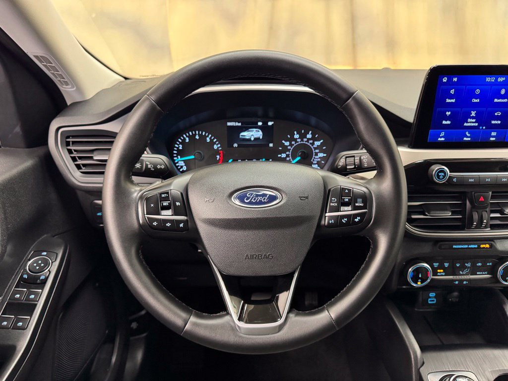 Used 2022 Ford Escape SE w/ Convenience Package FWD image 18