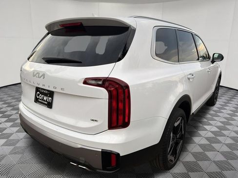 Used 2025 Kia Telluride S AWD/4WD image 8