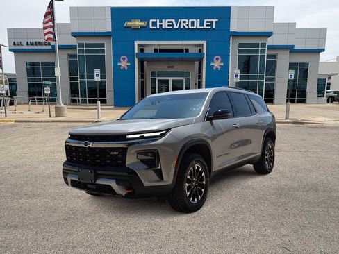 Used 2026 Chevrolet Traverse Z71 w/ Enhanced Driving Package AWD/4WD image 1