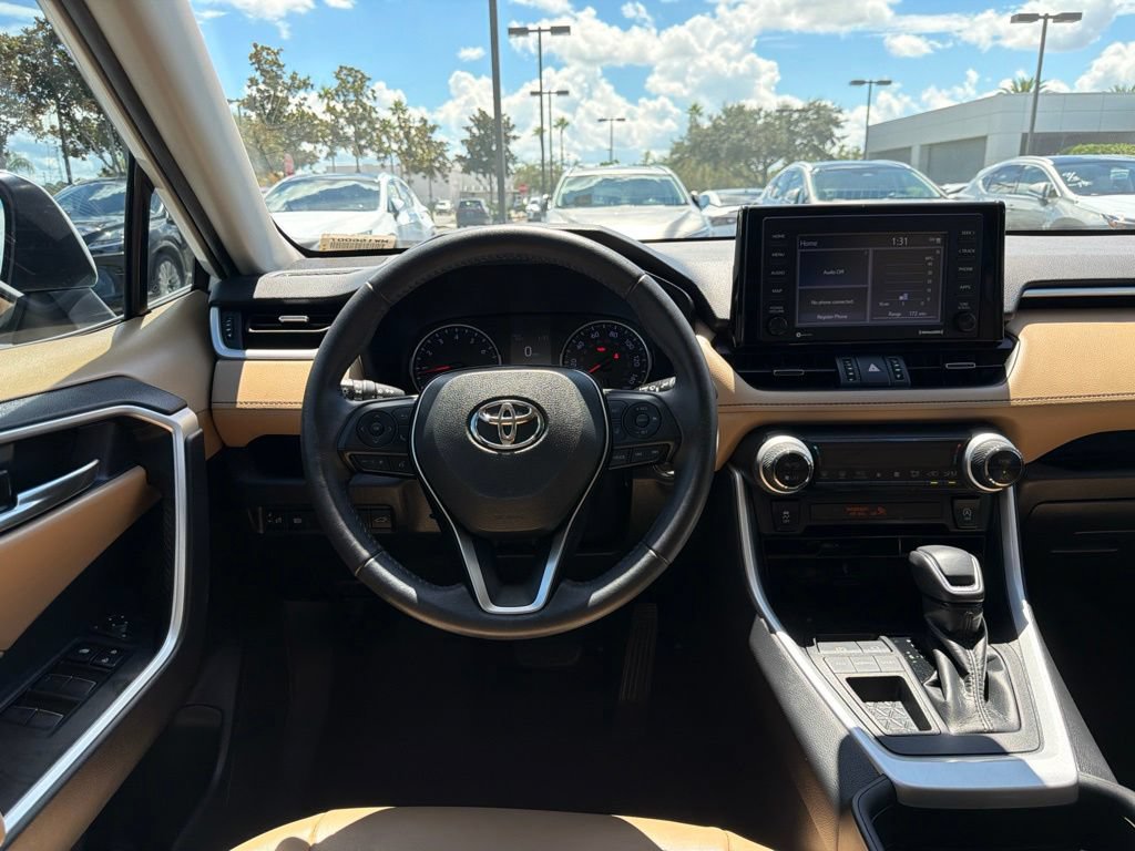 Used 2021 Toyota RAV4 XLE Premium FWD image 14