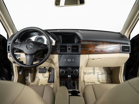 Used 2010 Mercedes-Benz GLK 350 2WD image 30