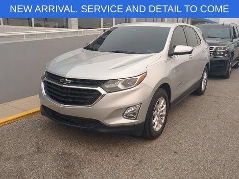 Used 2020 Chevrolet Equinox LT w/ Driver Convenience Package FWD image 1
