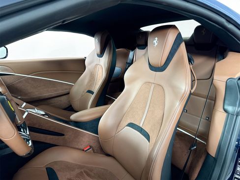 Certified 2024 Ferrari Roma Spider image 8