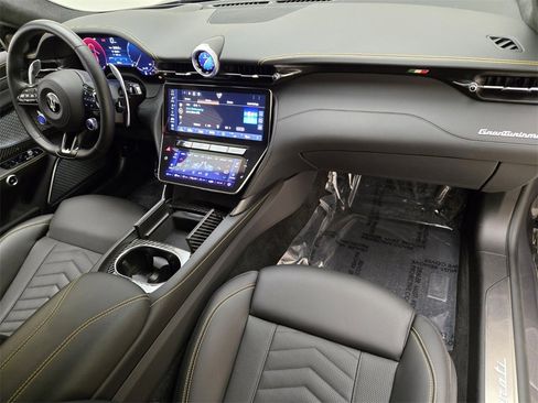 Used 2024 Maserati GranTurismo Trofeo image 23