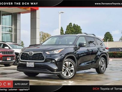 Used 2023 Toyota Highlander XLE