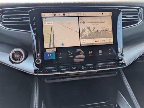 New 2026 Jeep Grand Wagoneer 4WD image 26