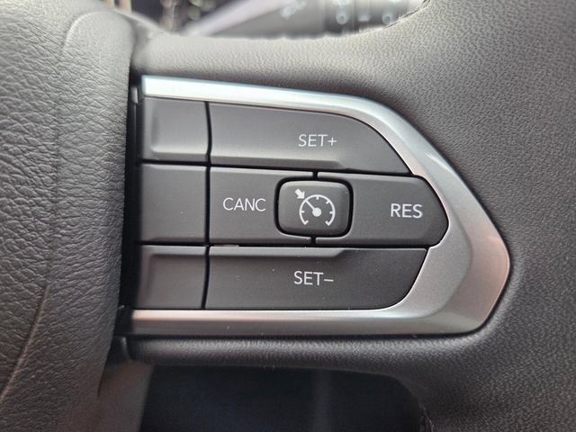 Used 2026 Jeep Compass Latitude AWD/4WD image 25