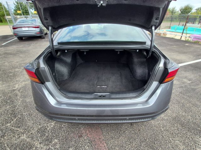 Used 2025 Nissan Altima 2.5 SV AWD/4WD image 24