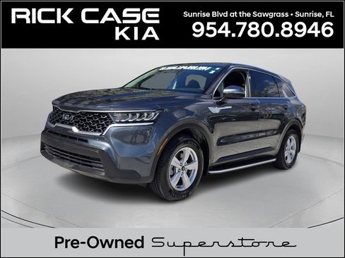 Used 2022 Kia Sorento LX image 1