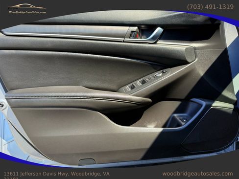 Used 2020 Honda Accord Sport image 9