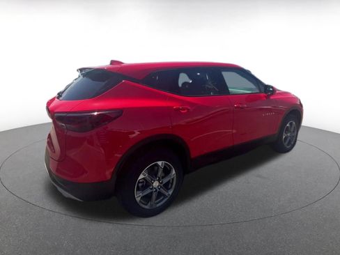 Used 2026 Chevrolet Blazer LT AWD/4WD image 14