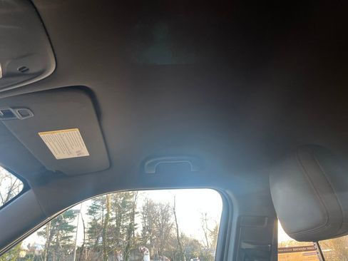 Used 2023 Chevrolet TrailBlazer RS image 28