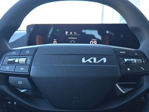 New 2026 Kia K4 LXS image 20