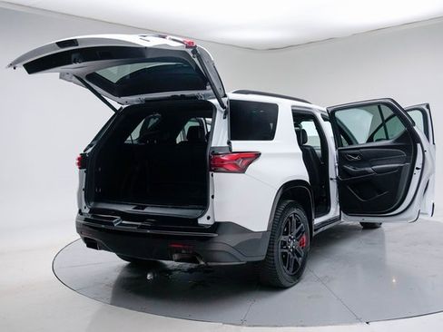 Used 2022 Chevrolet Traverse Premier w/ Redline Edition image 21