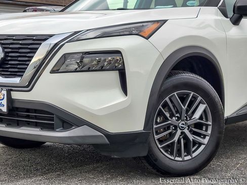 Used 2023 Nissan Rogue S FWD image 28