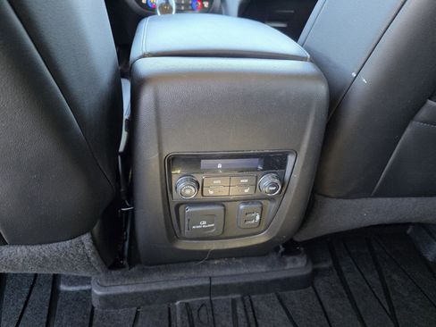 Used 2020 Buick Enclave Avenir w/ Avenir Technology Package image 18