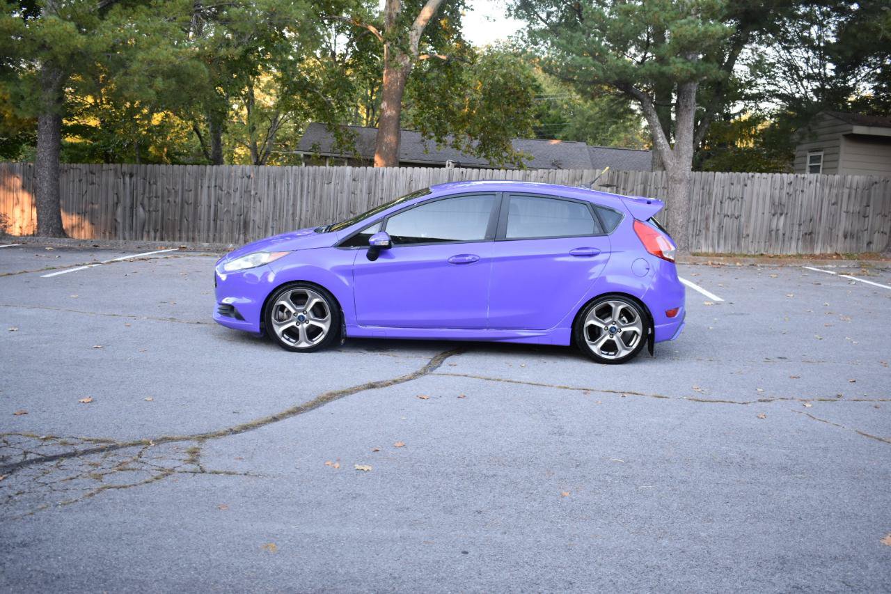 Used 2019 Ford Fiesta ST FWD image 2